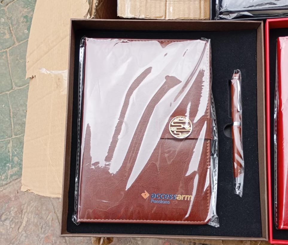 Premium gift boxes and souvenirs